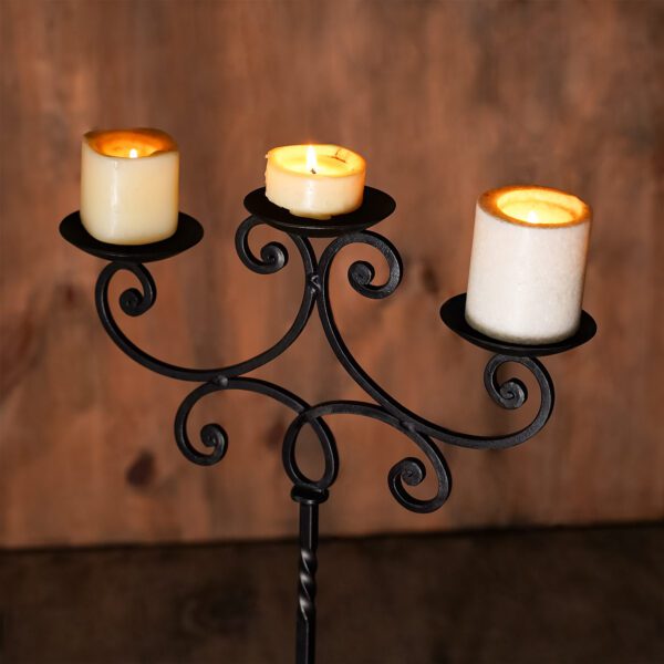 Candelabro medievale in ferro forgiato a mano - immagine 3